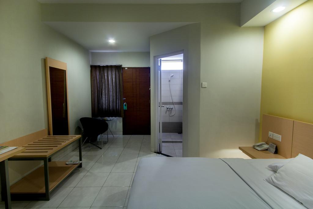 Hotel Quirin เซอมารัง ห้อง รูปภาพ